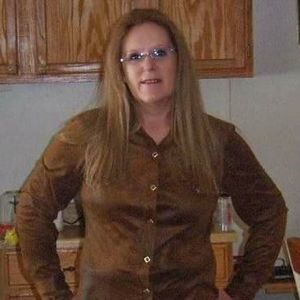 Meet your Posher, Mona